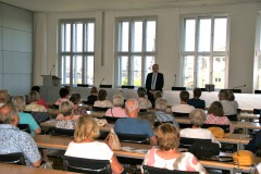 Gespräch im Landtag mit Besucher aus dem Wahlkreis